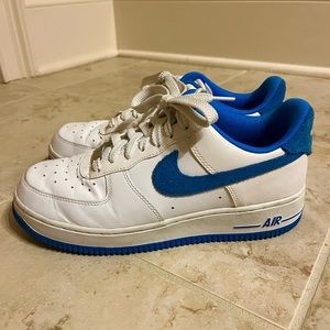 NIKE Air Force 1s